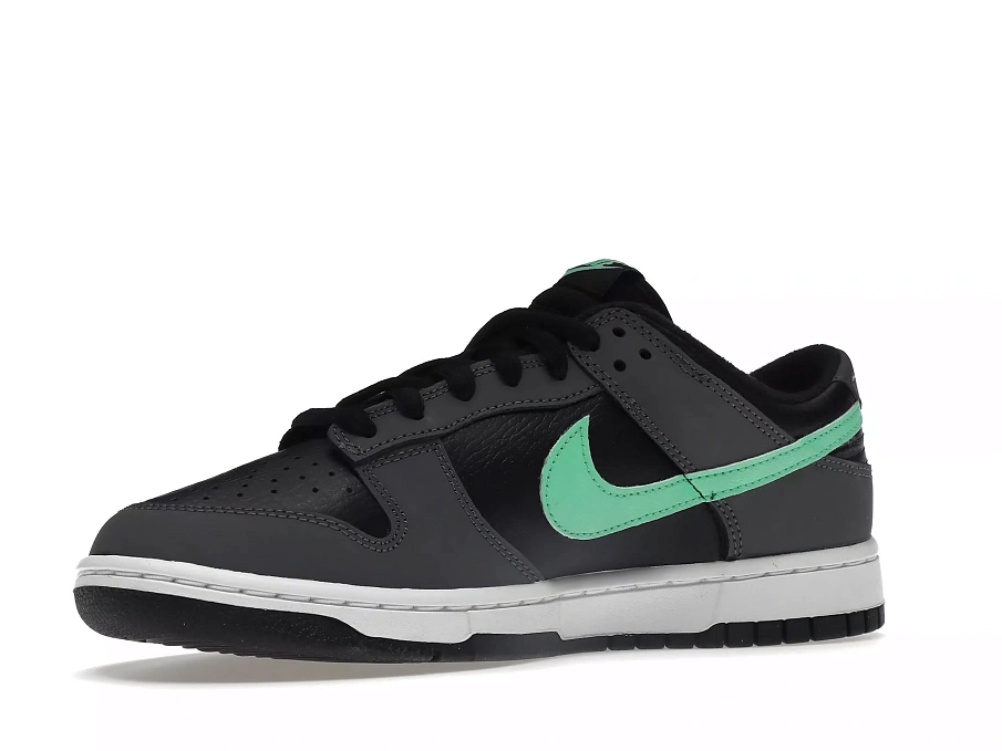Фото № 5 с приближением к товару «‎Nike Dunk Low Retro Green Glow»