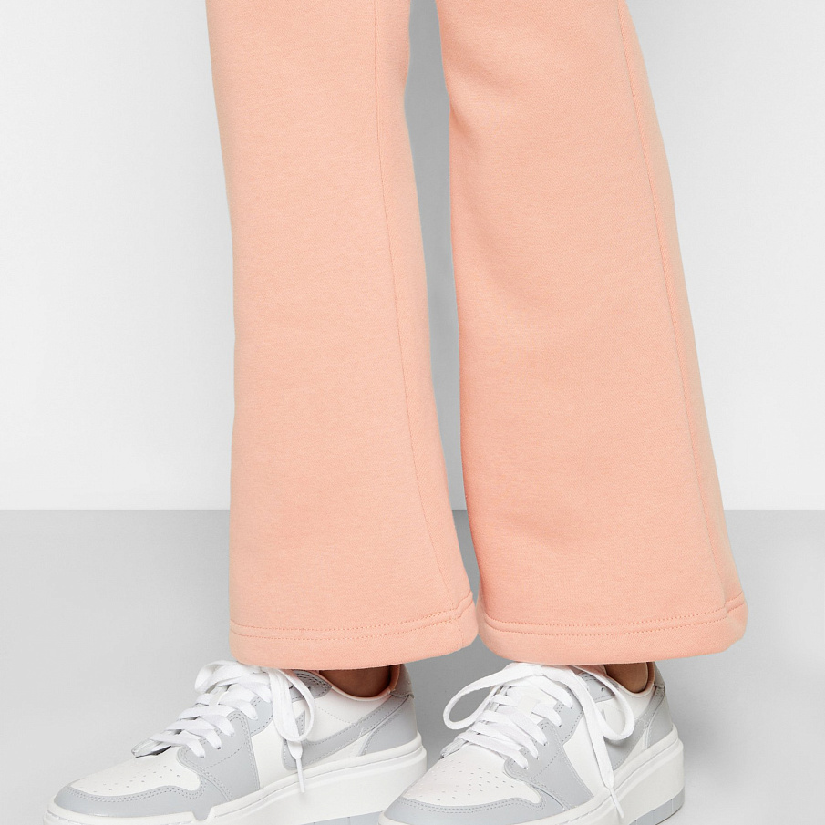 Фото № 2 с приближением к товару «‎Jordan Air 1 Elevate »