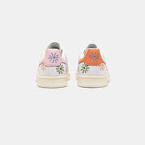 Фото № 3 с приближением к товару «‎Adidas Stan Smith Pride »