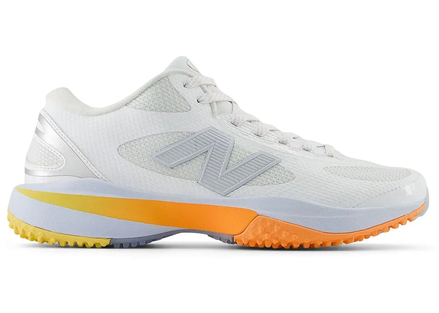 Фото № 1 с приближением к товару «‎New Balance FreezeLX v5 Turf»