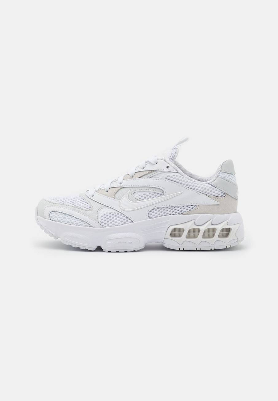 Фото № 1 с приближением к товару «‎Nike Zoom Air Fire »