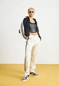 Фото № 3 с приближением к товару «‎RIVALRY 86»