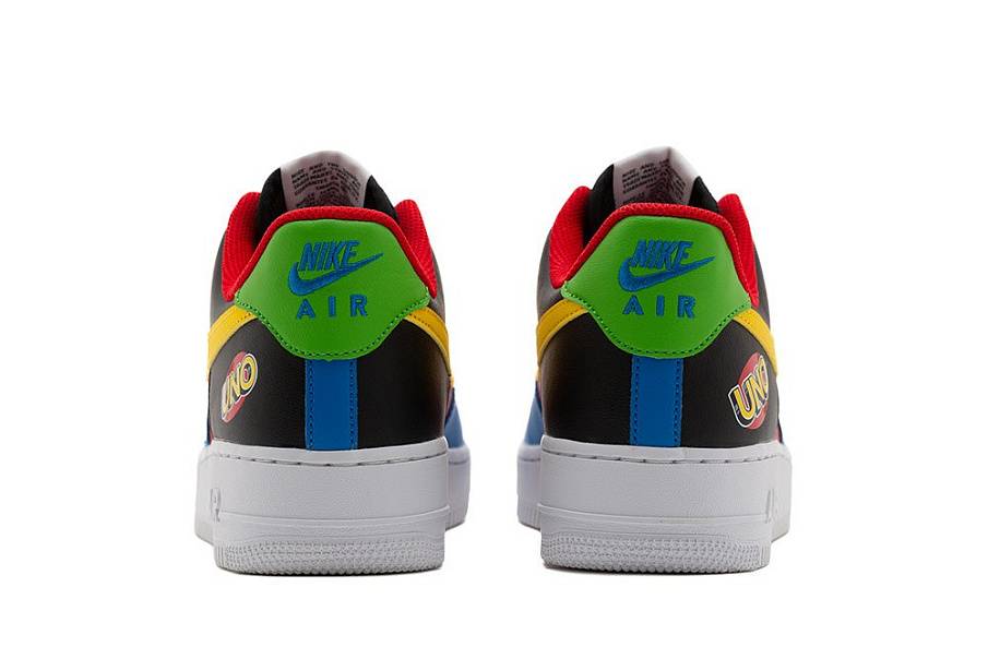 Фото № 3 с приближением к товару «‎Nike Air Force 1 07 QS»