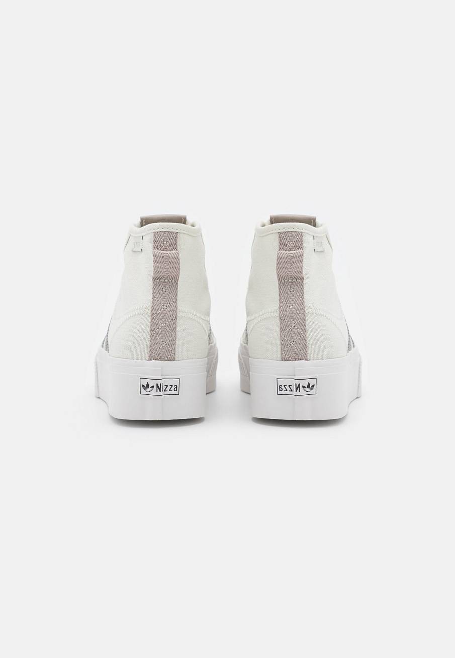 Фото № 4 с приближением к товару «‎Adidas Nizza Platform »