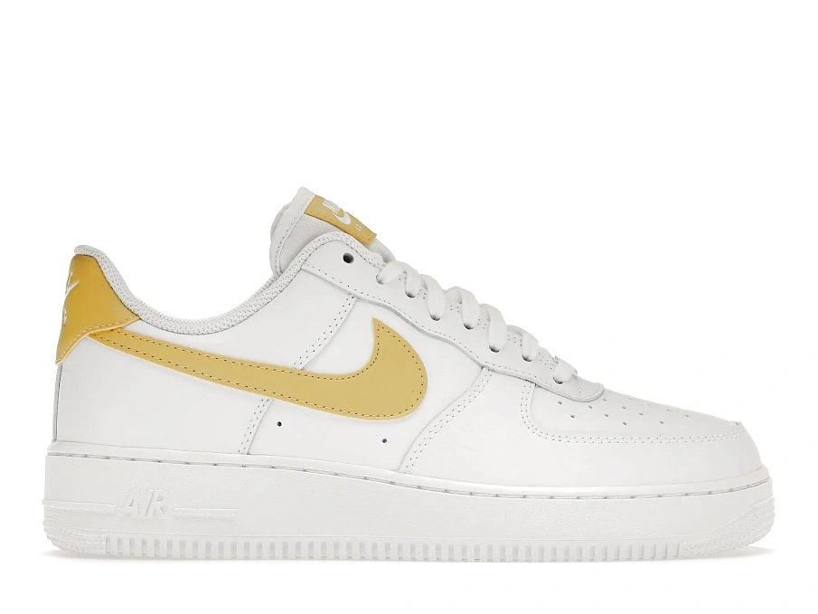 Фото № 1 с приближением к товару «‎Nike Air Force 1 07 White Saturn Gold White White »