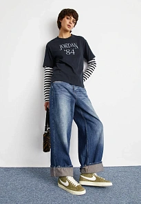 Фото № 3 с приближением к товару «‎BLAZER MID 77»