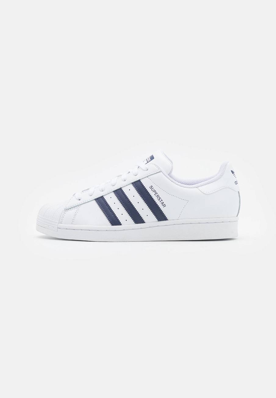 Фото № 1 с приближением к товару «‎Adidas Superstar »