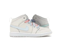 Фото № 1 с приближением к товару «‎Jordan 1 Mid»