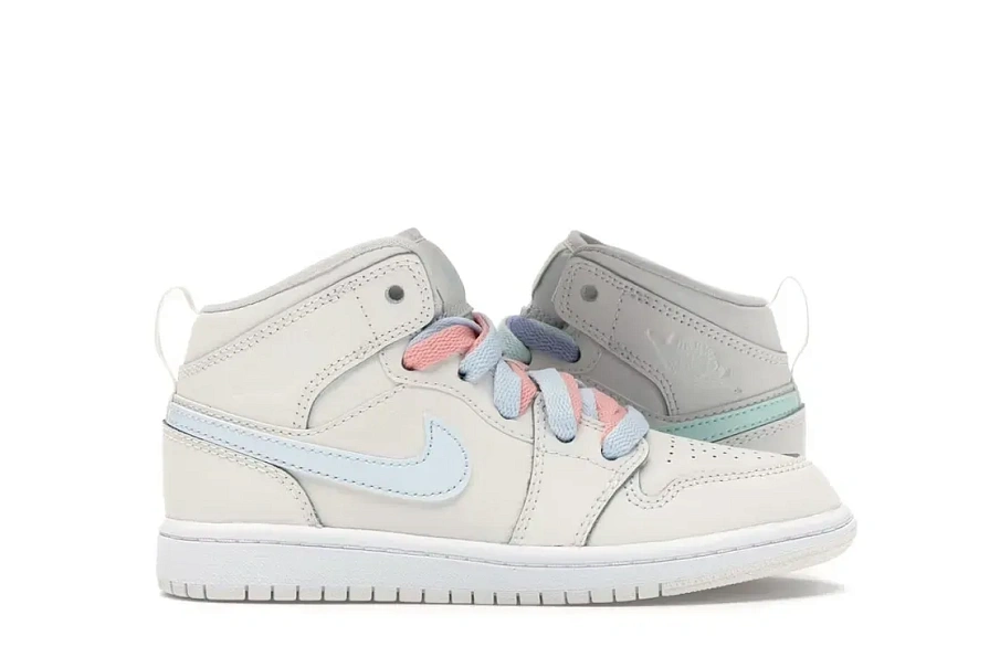 Фото № 1 с приближением к товару «‎Jordan 1 Mid»