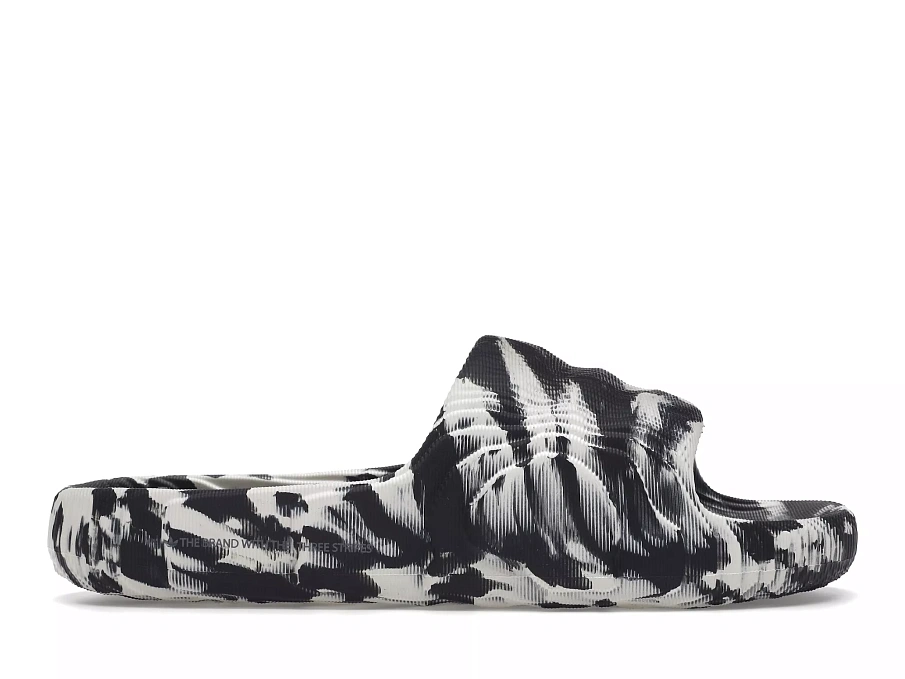 Фото № 1 с приближением к товару «‎adidas Adilette 22 Slides Carbon Aluminum»