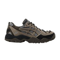 Фото № 1 с приближением к товару «‎ASICS Gel Pickax Clay Grey Mink»