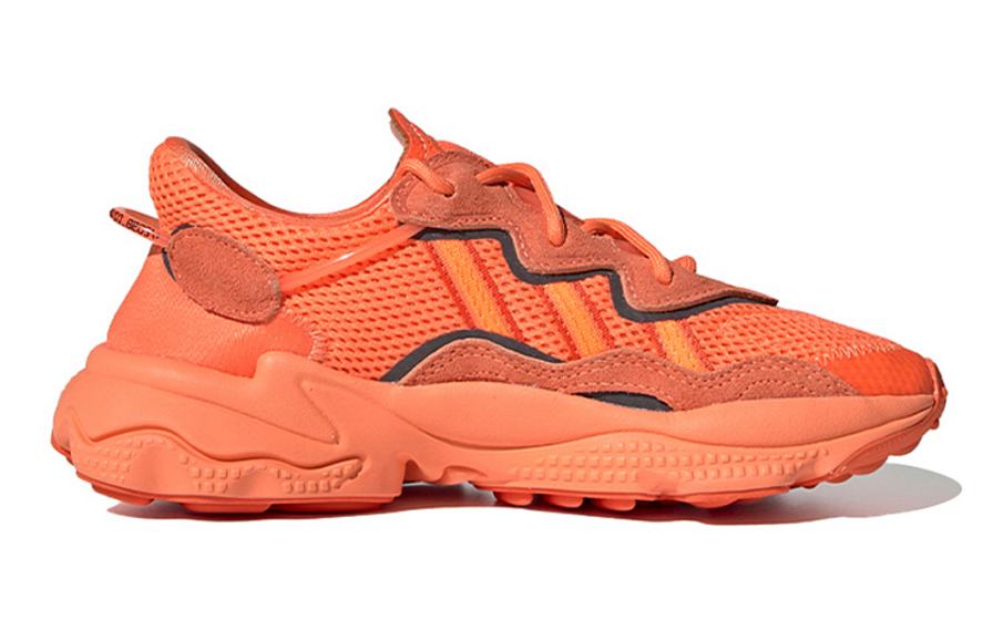 Фото № 2 с приближением к товару «‎adidas originals Ozweego J 'Hi-Res Coral'»