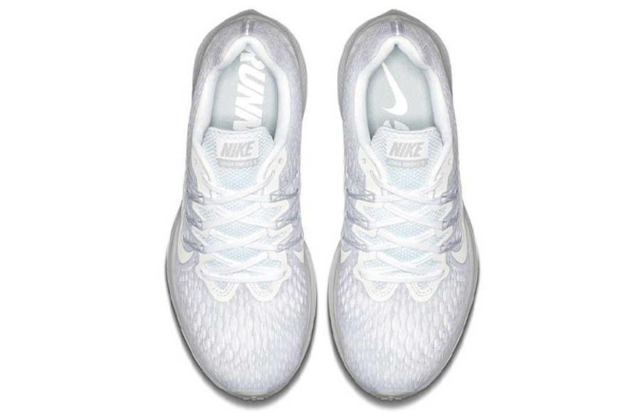 Фото № 4 с приближением к товару «‎Nike Air Zoom Winflo 5 Women GreyWhite»