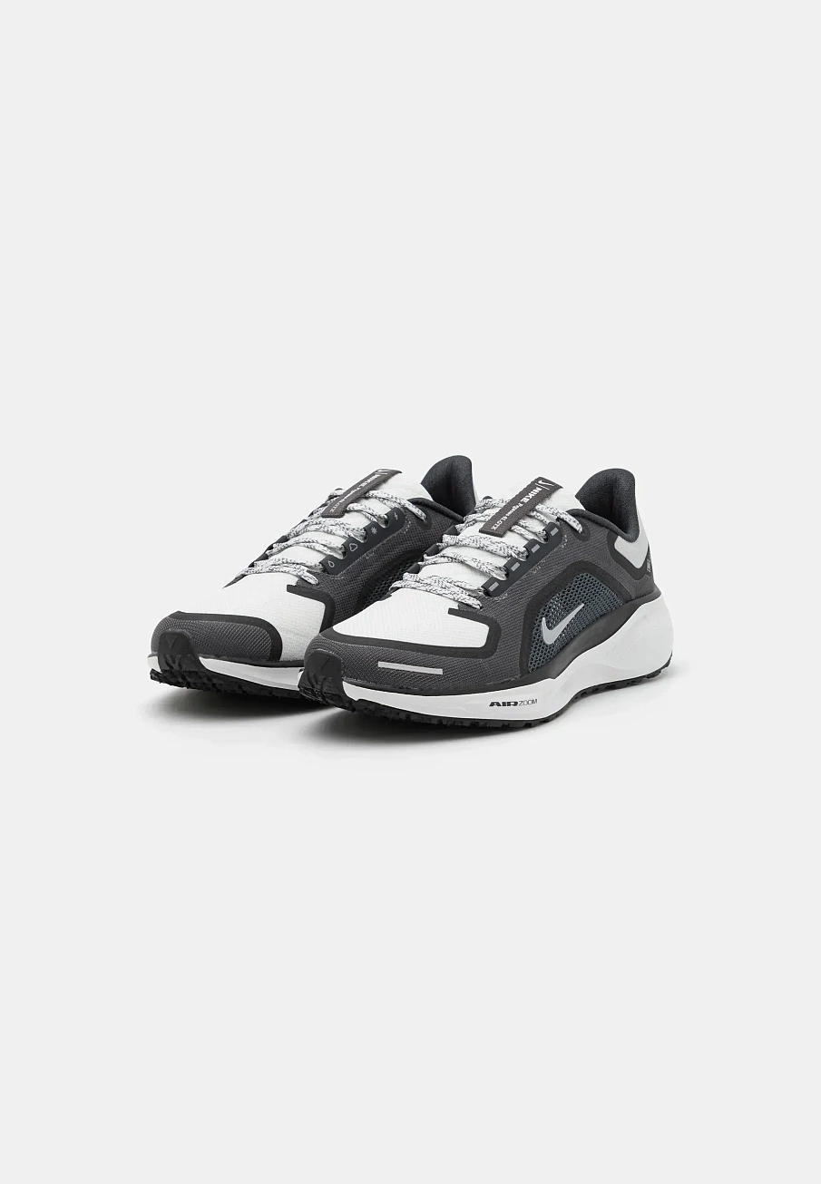Фото № 2 с приближением к товару «‎AIR ZOOM PEGASUS 41 GTX»