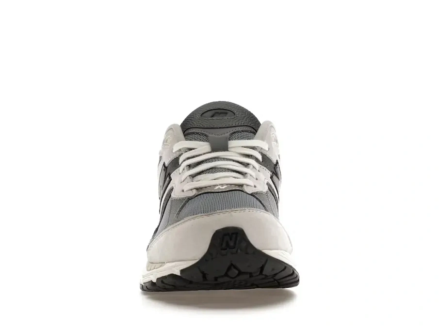 Фото № 2 с приближением к товару «‎New Balance 2002R»