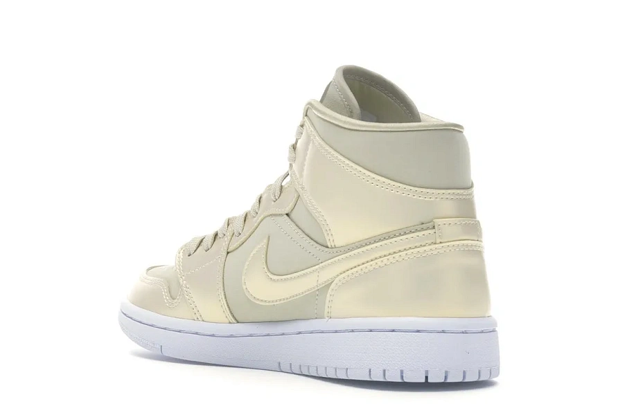 Фото № 6 с приближением к товару «‎Jordan 1 Mid Goose Feather Yellow »