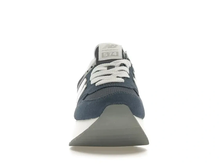 Фото № 2 с приближением к товару «‎New Balance 574 Plus»