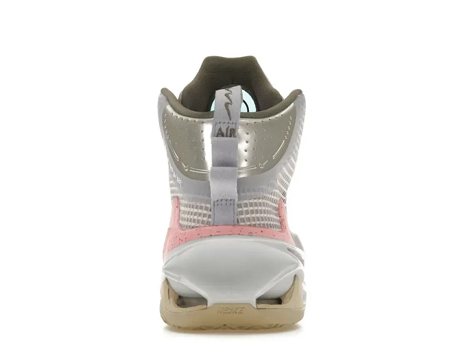 Фото № 4 с приближением к товару «‎Nike Air Zoom GT Jump Easter»