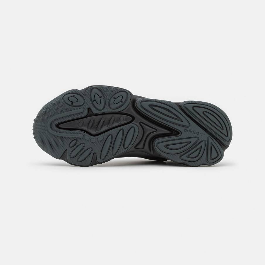 Фото № 5 с приближением к товару «‎Adidas Oztral »