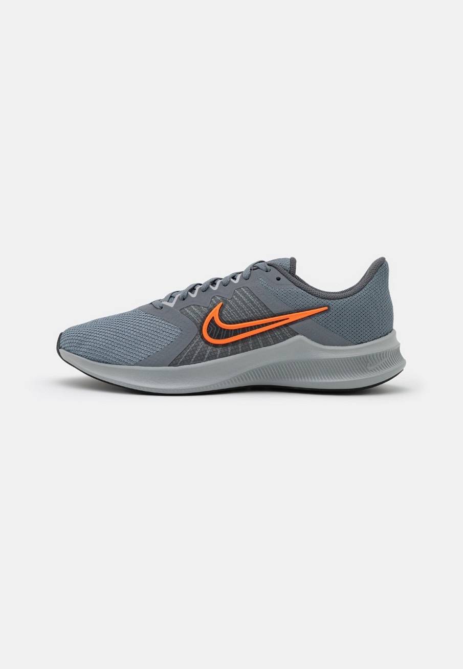 Фото № 1 с приближением к товару «‎Nike Downshifter »