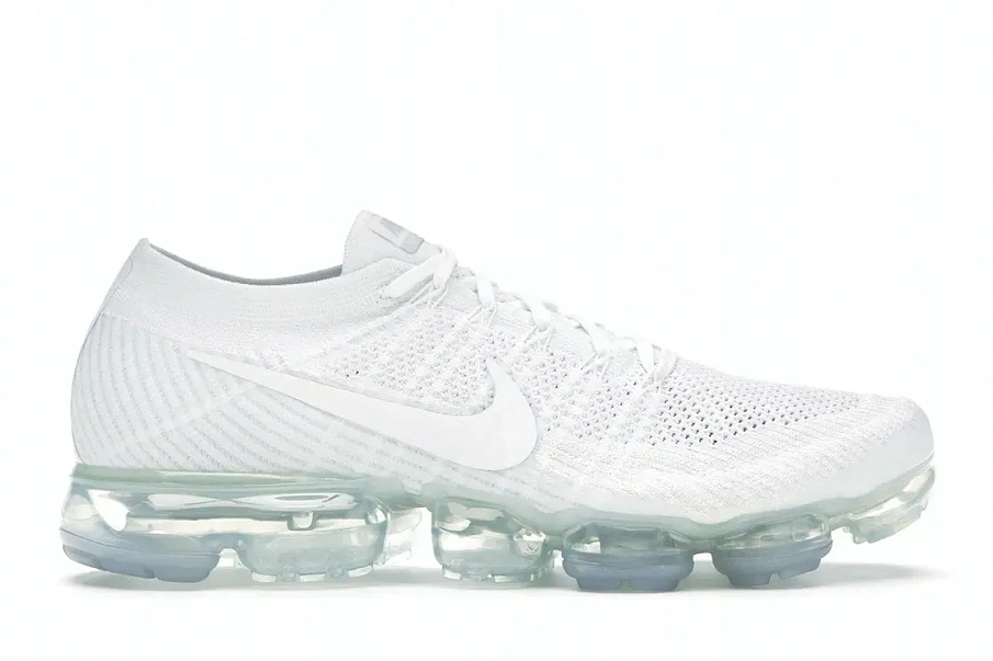 Фото № 1 с приближением к товару «‎Nike Air VaporMax Triple White»