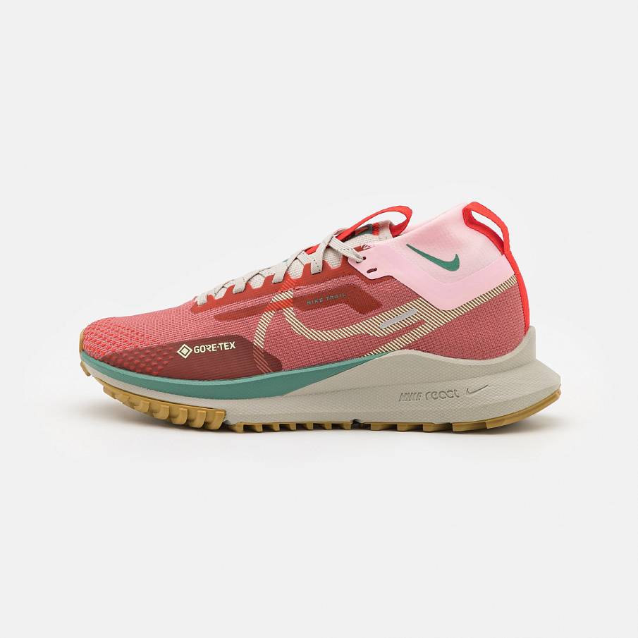 Фото № 1 с приближением к товару «‎Nike Wmns React Pegasus Trail 4 Gtx»