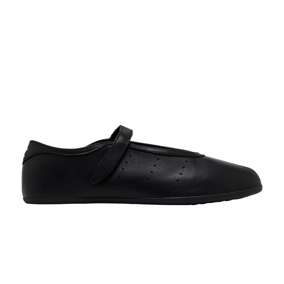 Фото № 1 с приближением к товару «‎adidas Women's Stan Smith Lo Pro Triple Black (JQ6939)»