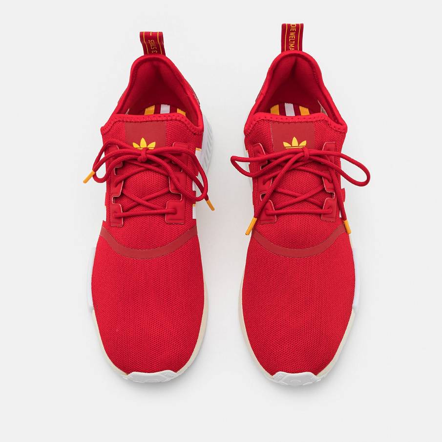 Фото № 4 с приближением к товару «‎Adidas Nmd_r1 »