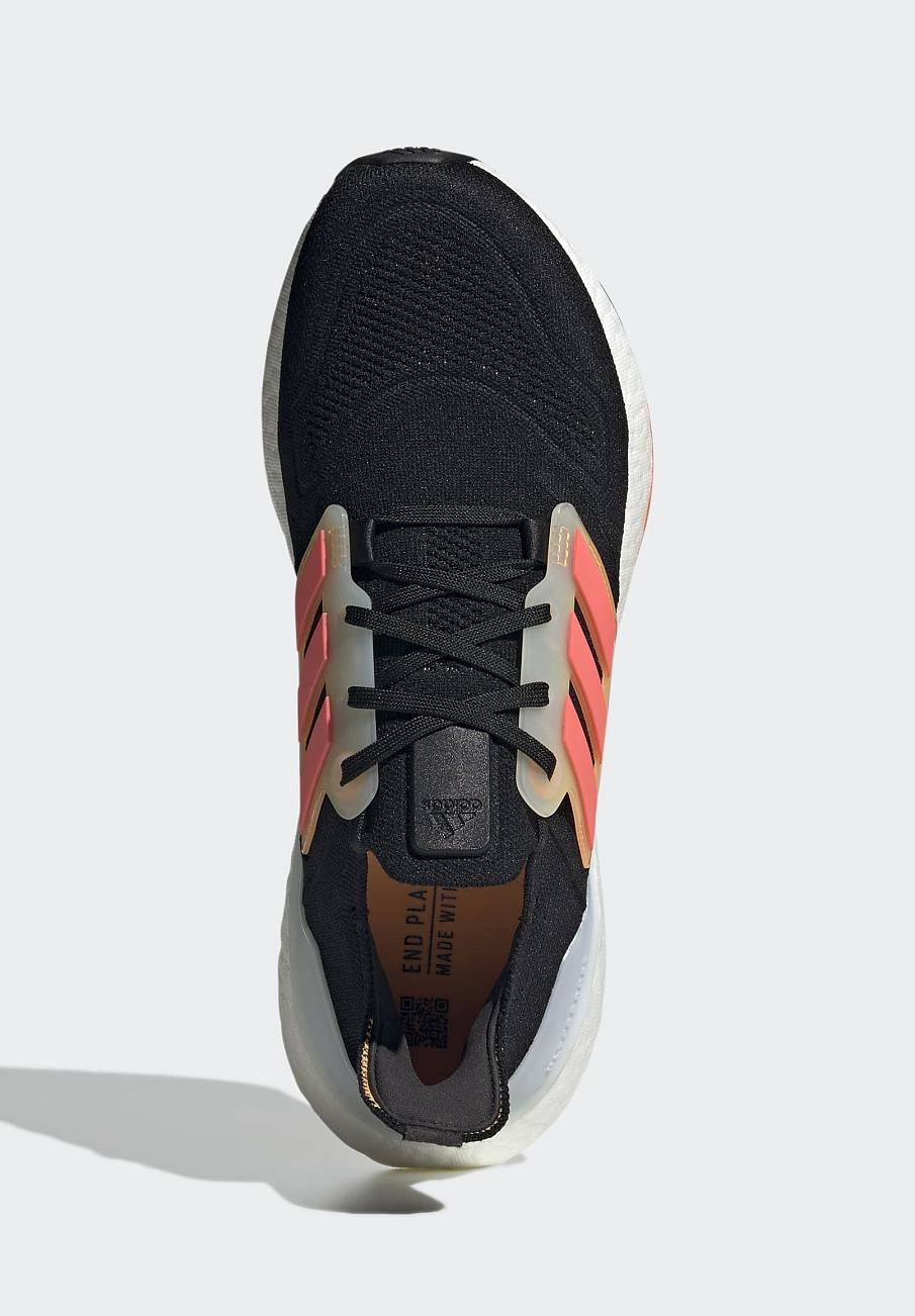 Фото № 3 с приближением к товару «‎Adidas Ultraboost 22»