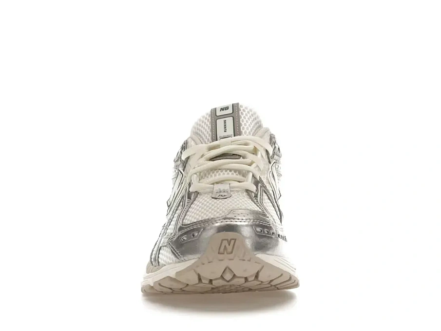 Фото № 2 с приближением к товару «‎New Balance 1906R»