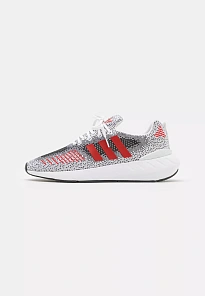 Фото № 1 с приближением к товару «‎SWIFT RUN 22 UNISEX»