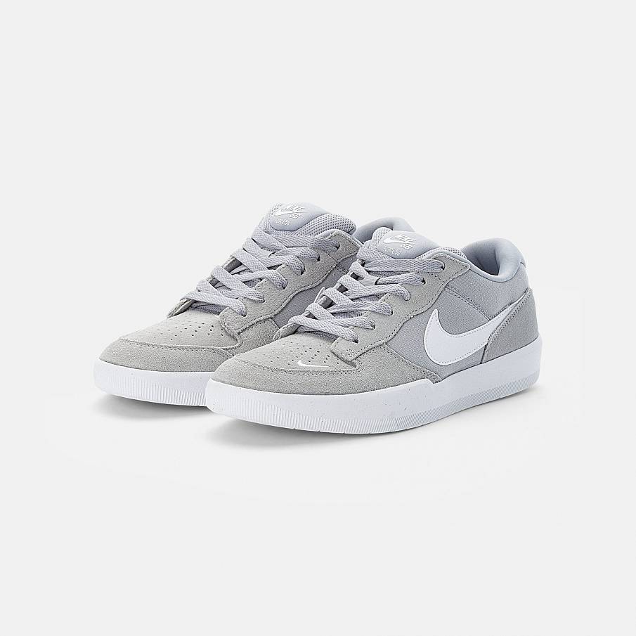 Фото № 1 с приближением к товару «‎Nike Force 58 »