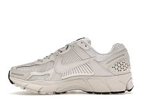 Фото № 3 с приближением к товару «‎Nike Zoom Vomero 5»
