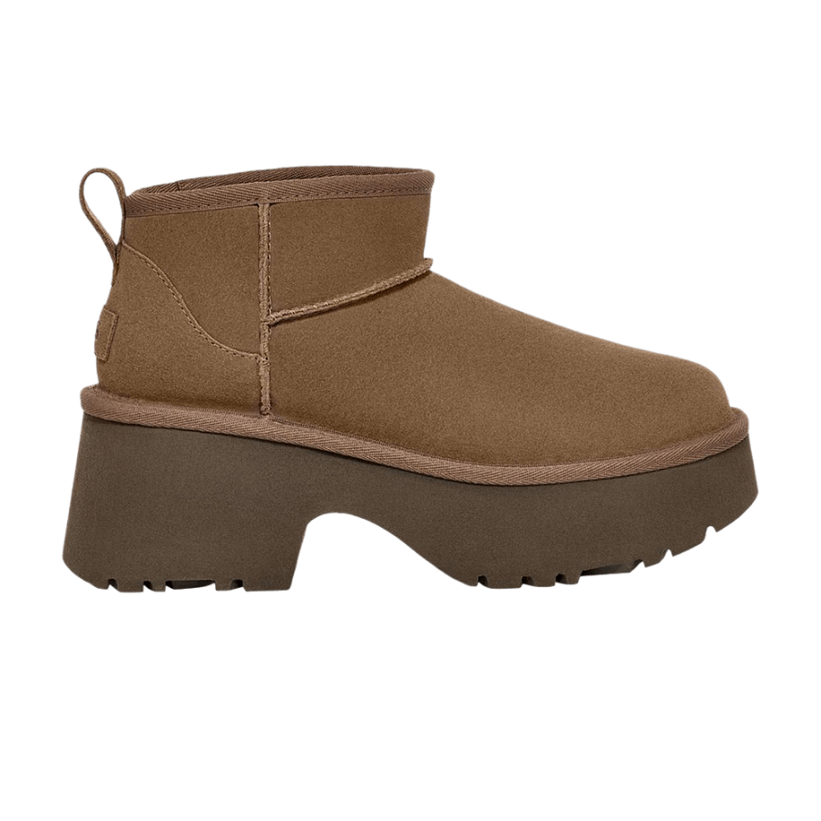 Фото № 1 с приближением к товару «‎UGG Women's Classic Ultra Mini New Heights Boot Hickory (1158311-HCK)»