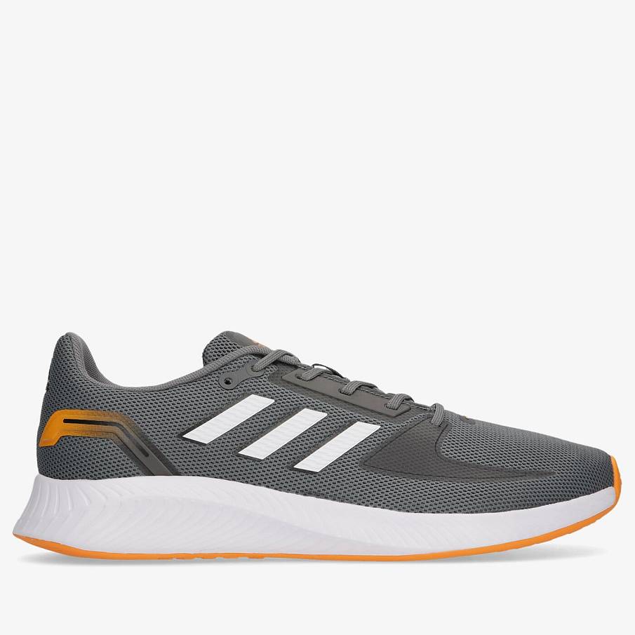 Фото № 1 с приближением к товару «‎Adidas 2.0»