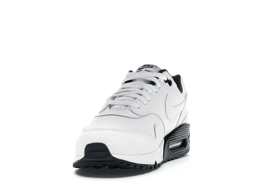Фото № 3 с приближением к товару «‎Nike Air Max 90/1 White Black»