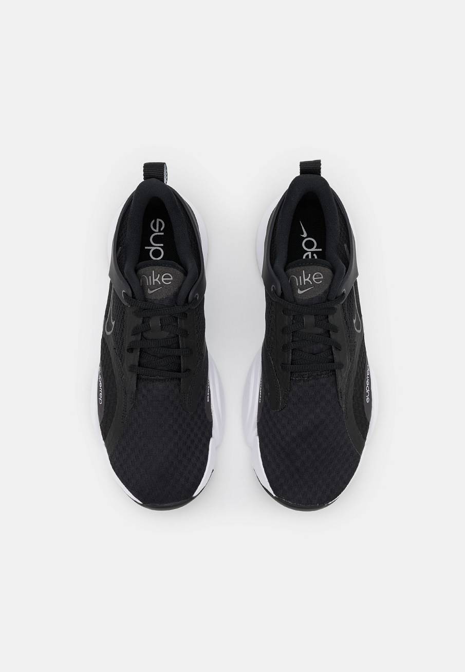 Фото № 3 с приближением к товару «‎Nike Obuwie»