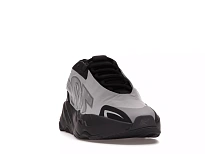 Фото № 2 с приближением к товару «‎adidas Yeezy Boost 700 MNVN Metallic»