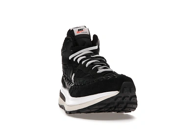 Nike Vaporwaffle sacai Jean Paul Gaultier Black White - 3