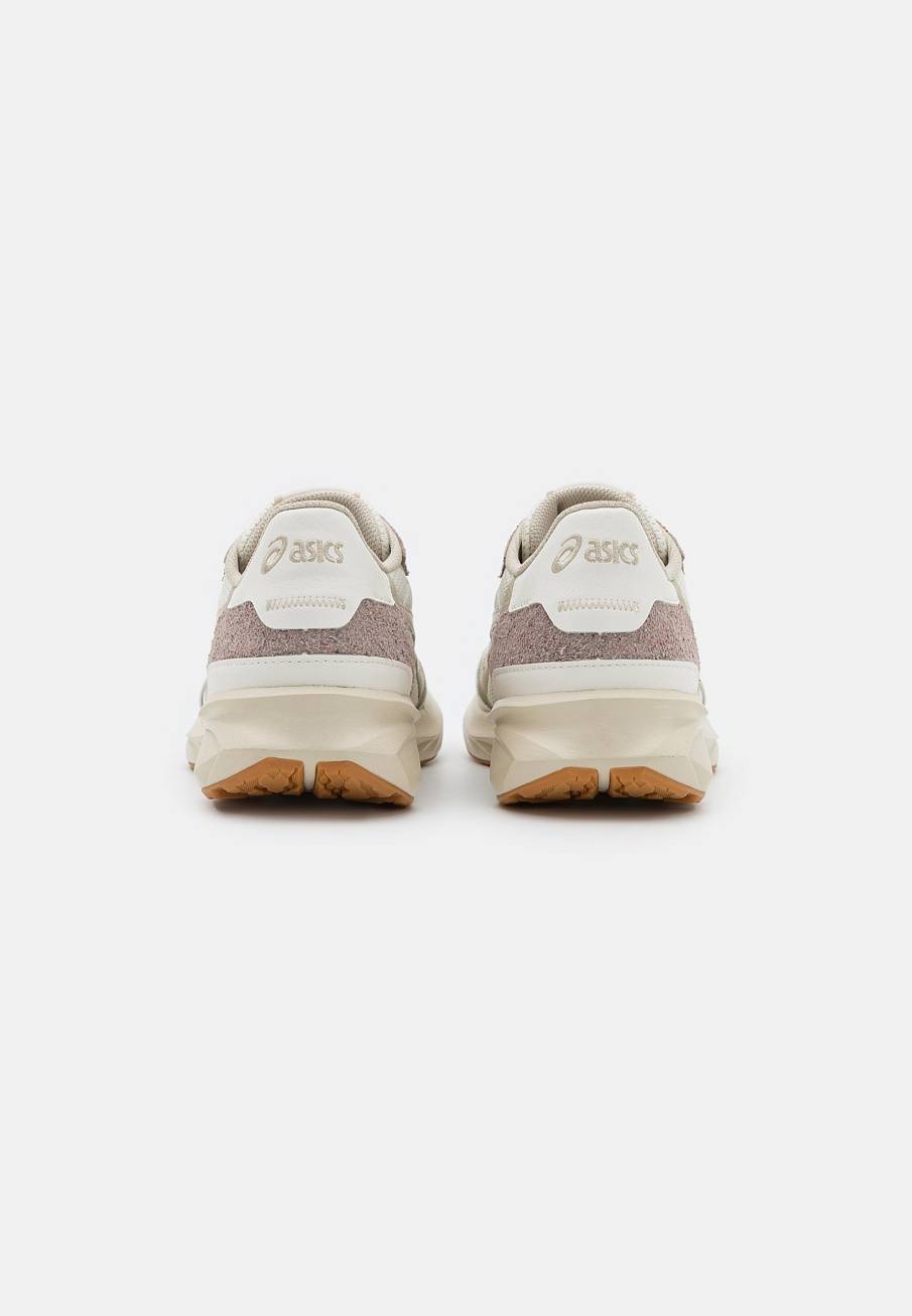 Фото № 3 с приближением к товару «‎Asics Tartherblast »