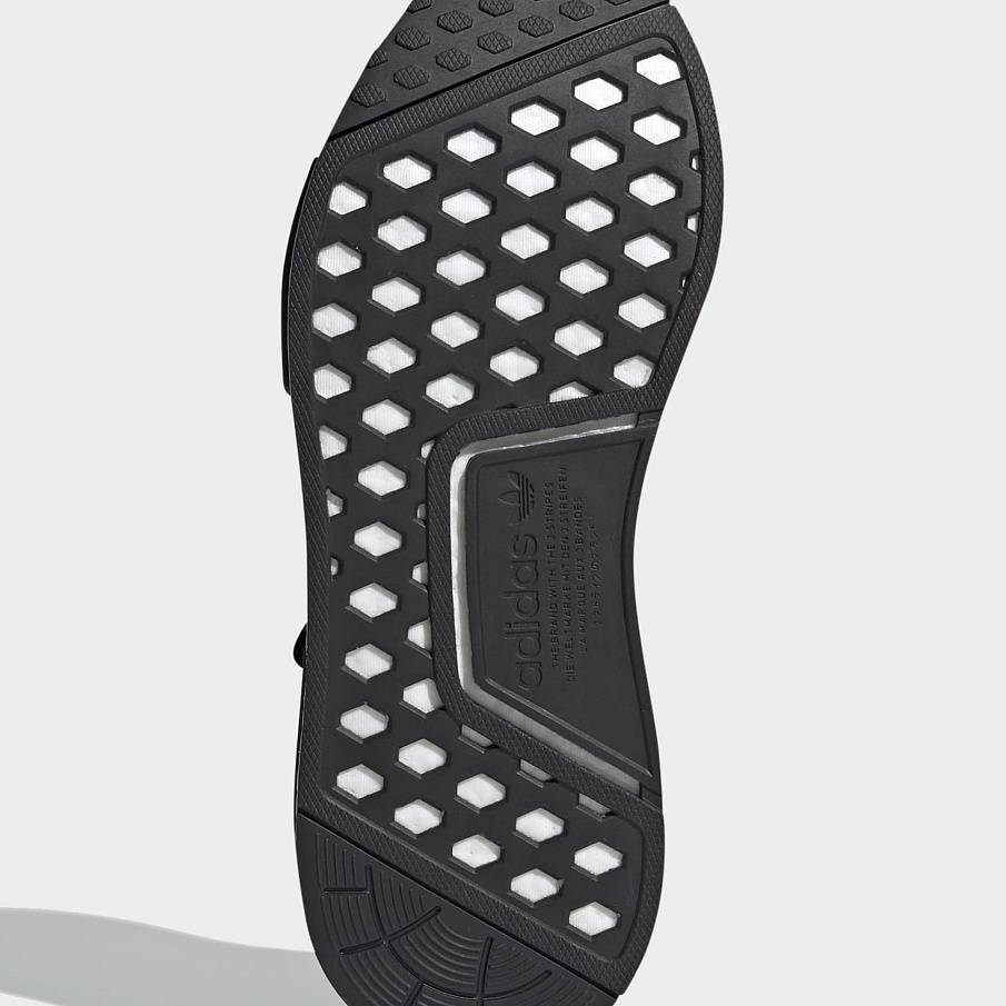 Фото № 5 с приближением к товару «‎Adidas Nmd_r1 »