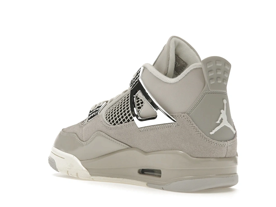Фото № 6 с приближением к товару «‎Jordan 4 Retro Frozen Moments »