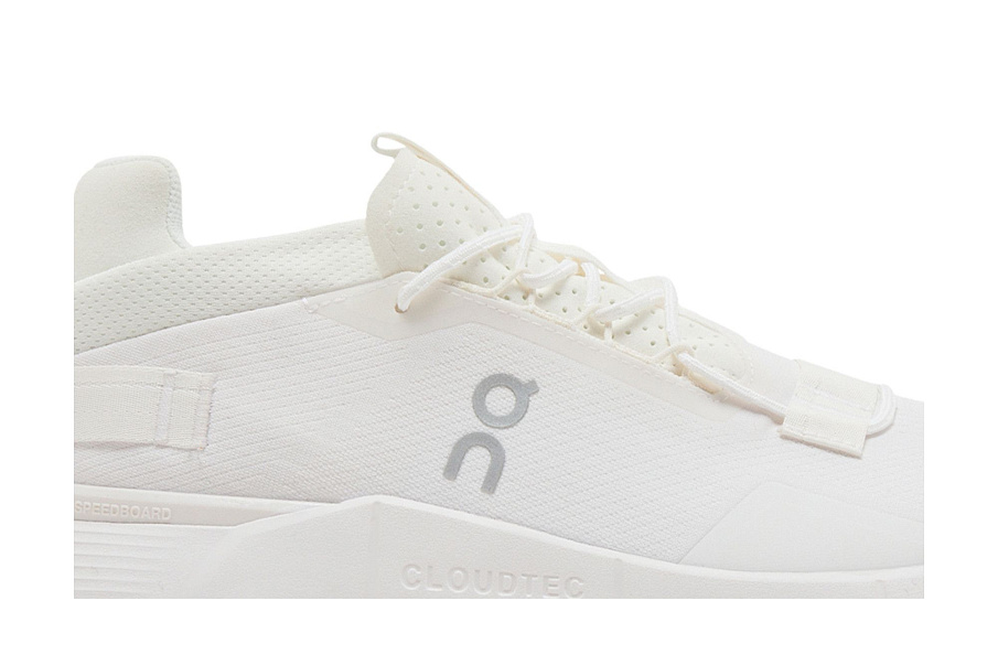 Фото № 3 с приближением к товару «‎ON Cloudnova 2 All White»