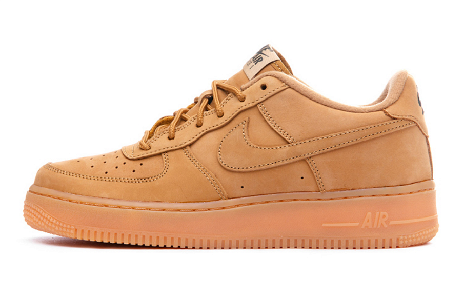 Фото № 1 с приближением к товару «‎Nike Air Force 1 Low Winter Flax GS Skate shoes»