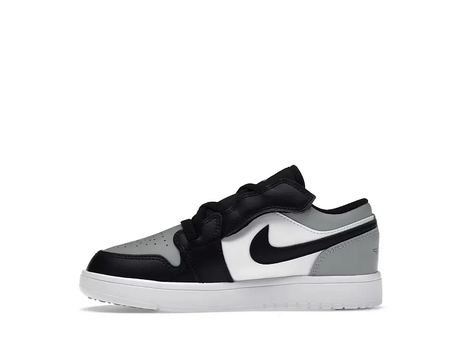 Фото № 3 с приближением к товару «‎Jordan 1 Low Alt»