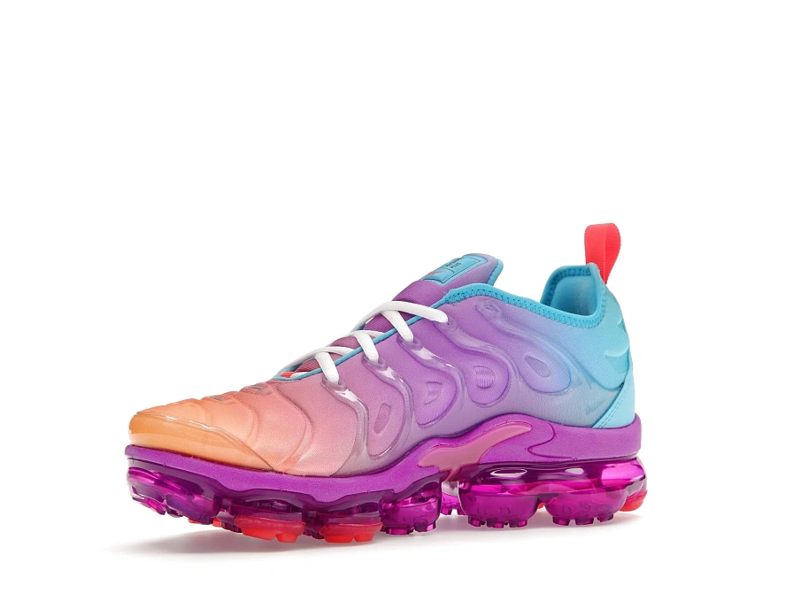 Фото № 2 с приближением к товару «‎Nike Air VaporMax Plus Fuchsia Dream Bright Crimson Gradient »