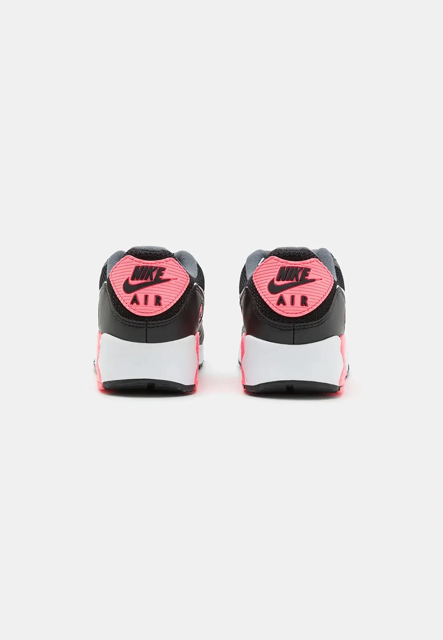 Фото № 3 с приближением к товару «‎AIR MAX 90 UNISEX»