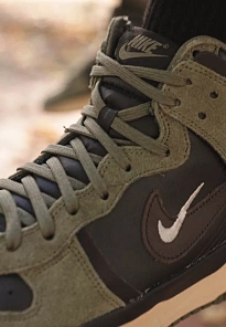 Фото № 1 с приближением к товару «‎WMNS DUNK HIGH UP»