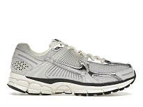 Фото № 1 с приближением к товару «‎Nike Zoom Vomero 5»