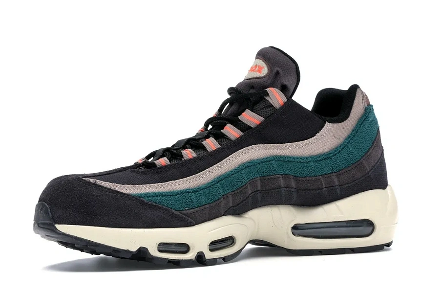 Фото № 3 с приближением к товару «‎Nike Air Max 95 Grey Rainforest Bright Mango»